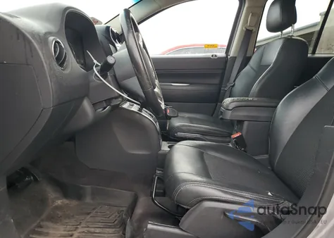 2017 Jeep Compass Latitude из США, поврежденный, VIN 1C4NJCEB1HD160195